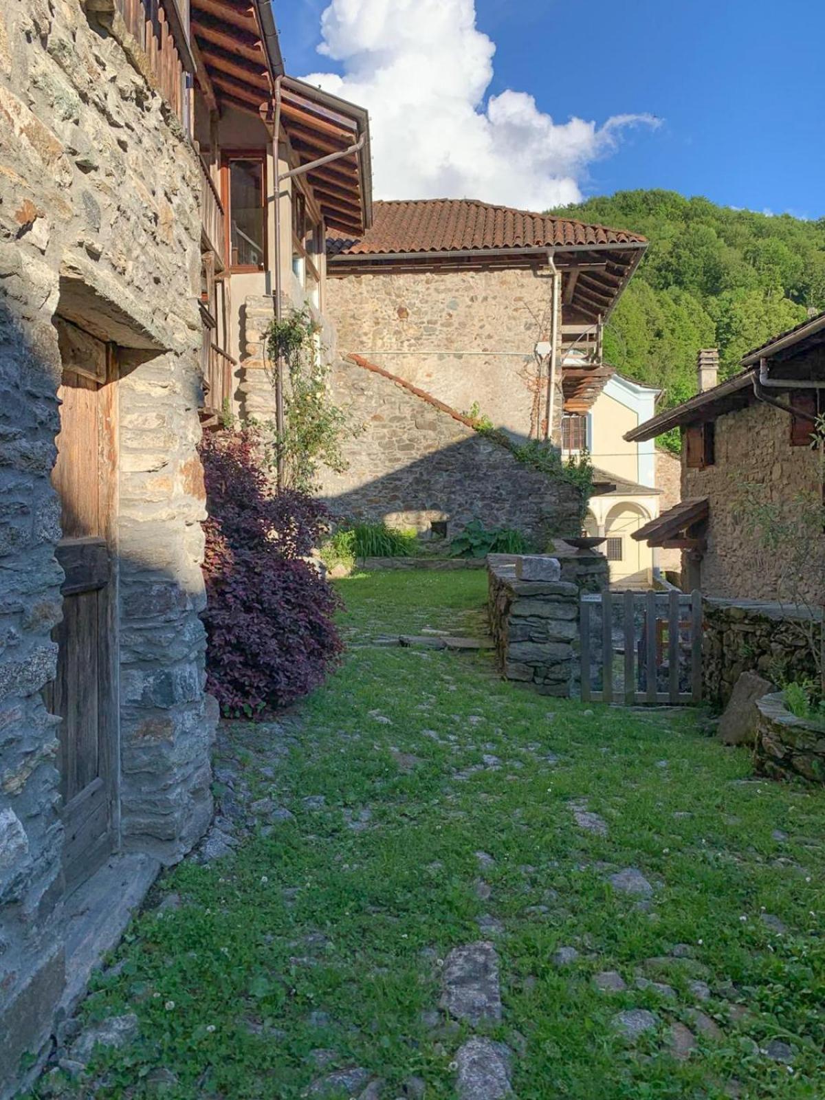 Affittacamere Montagne Verdi Varallo Luaran gambar